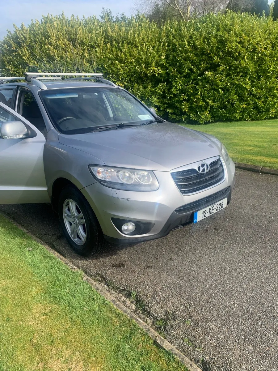 Hyundai Santa Fe 7 seater low tax. - Image 2