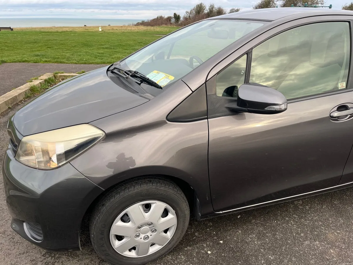 Toyota Vitz 2012 - Image 2