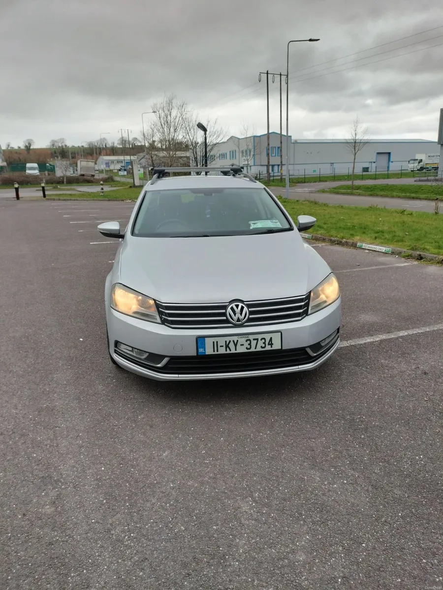 Volkswagen Passat 2011 - Image 1