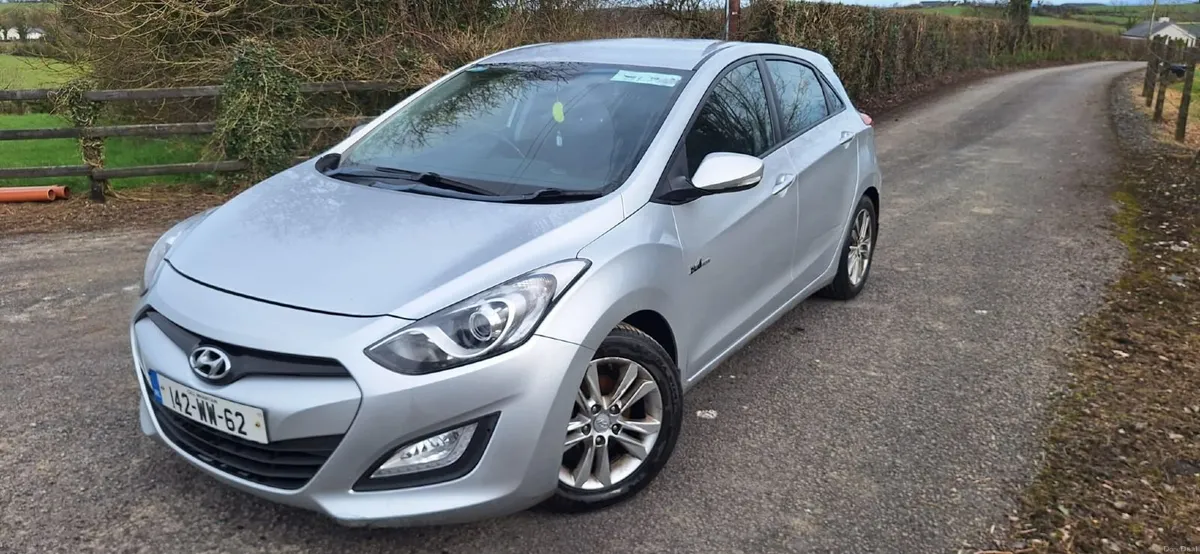 Hyundai i30 2014 Deluxe 1.6 Diesel + NCT & Tax - Image 3