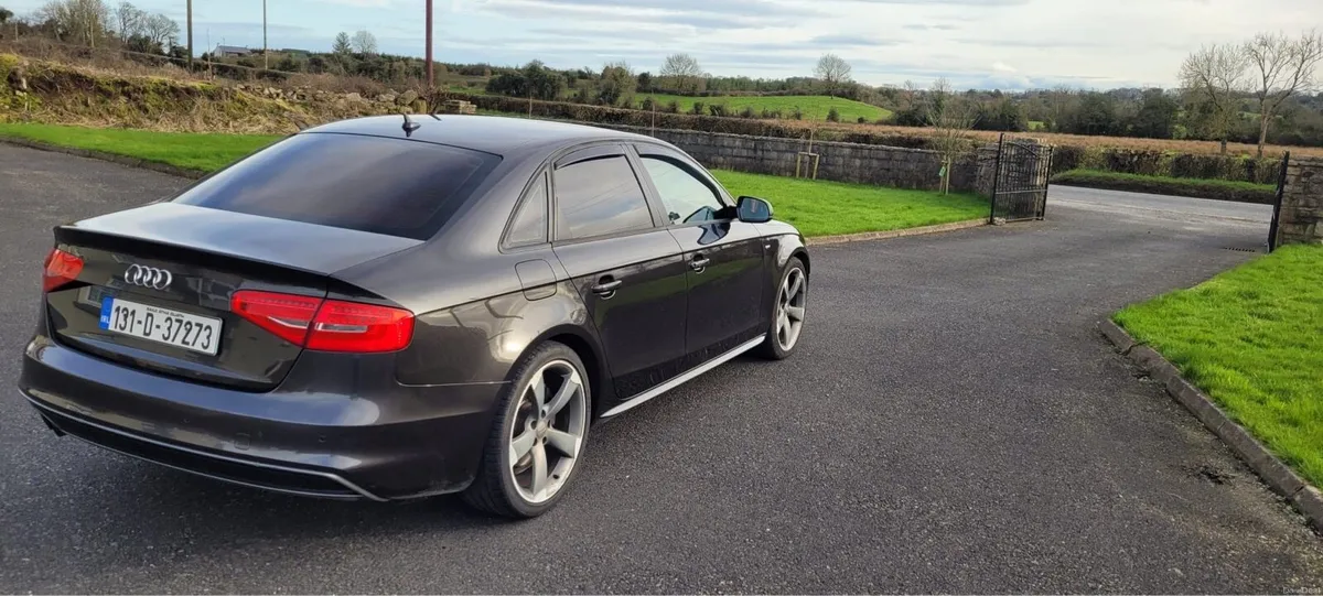 Audi A4 Sline Black edition - Image 4