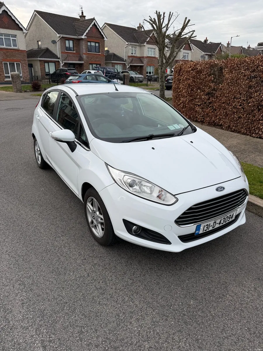 Ford fiesta - Image 2