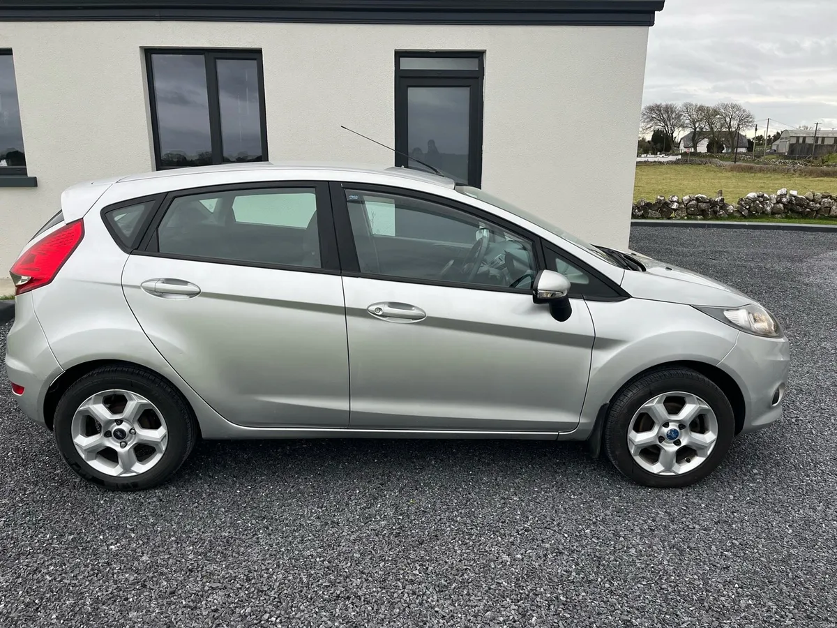 Ford Fiesta 1.4L Diesel - Image 2