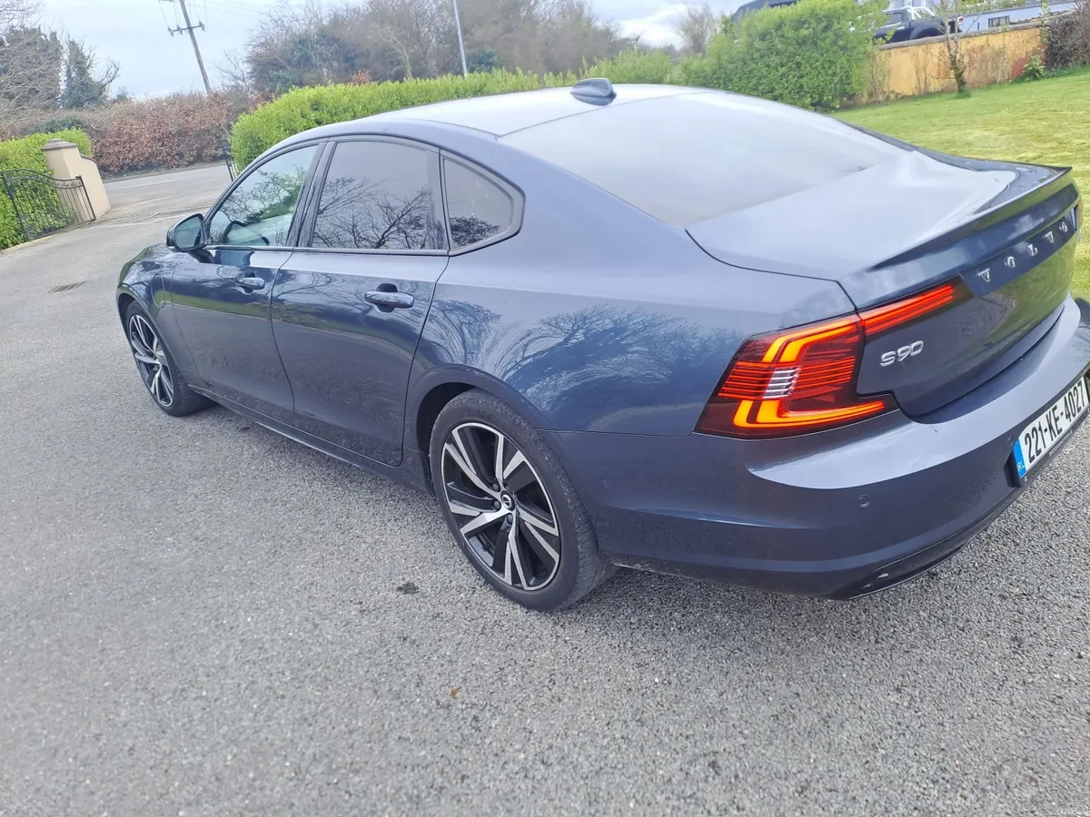 Volvo S90 2022 - Image 3