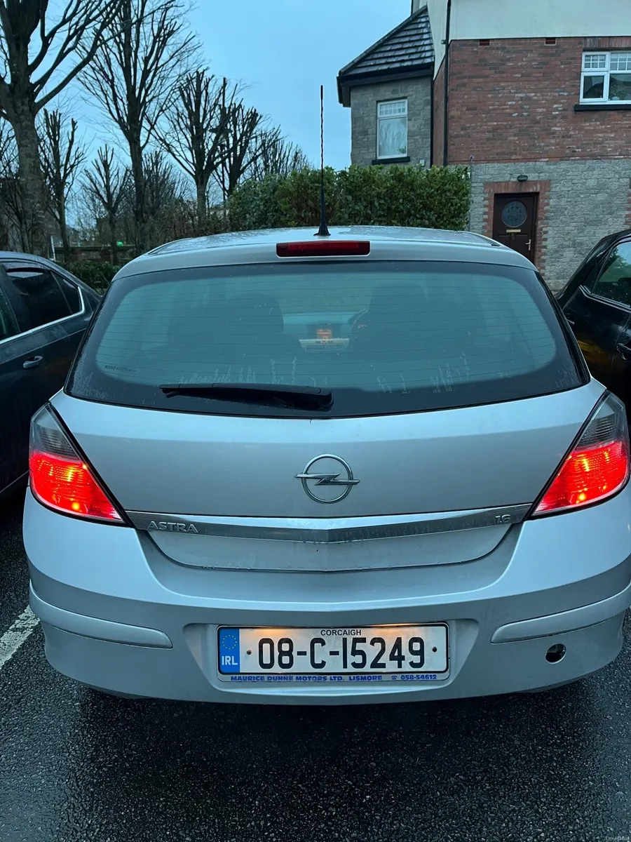 Opel Astra 2008 - Image 4