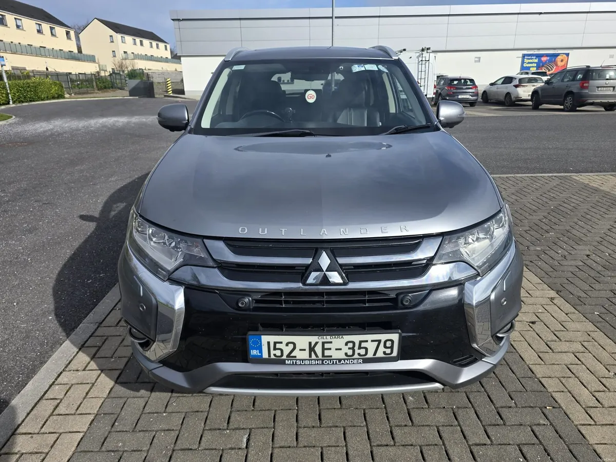 Mitsubishi Outlander 2015 Phev - Image 4