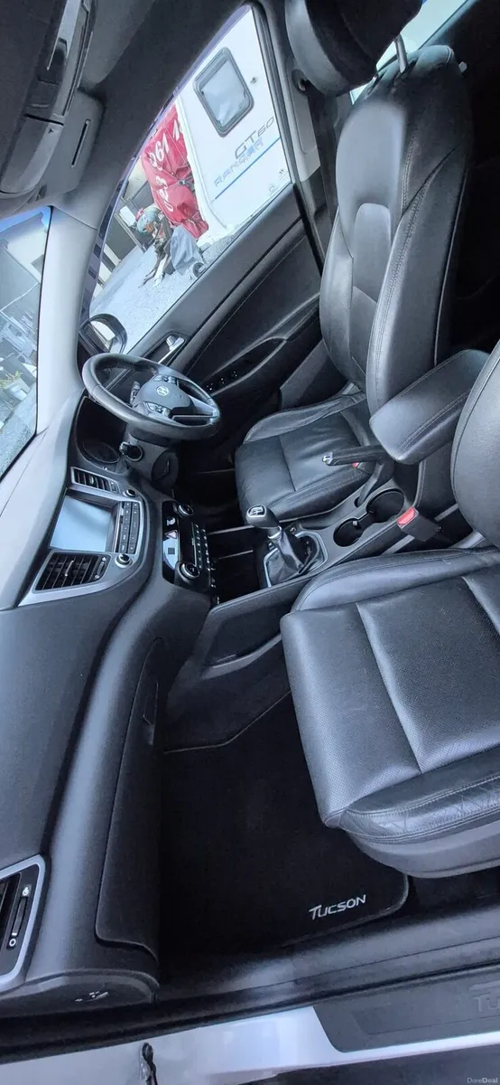 Hyundai tuscon 2016 - Image 2