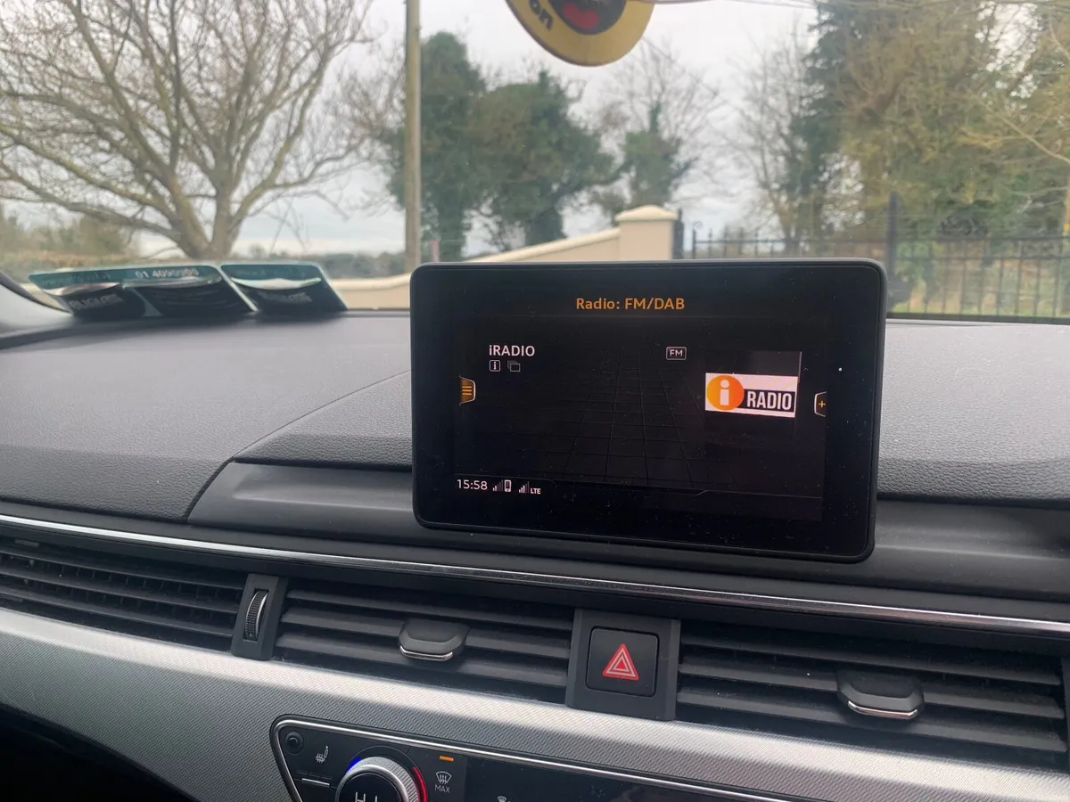 Audi A4 2017 - Image 3