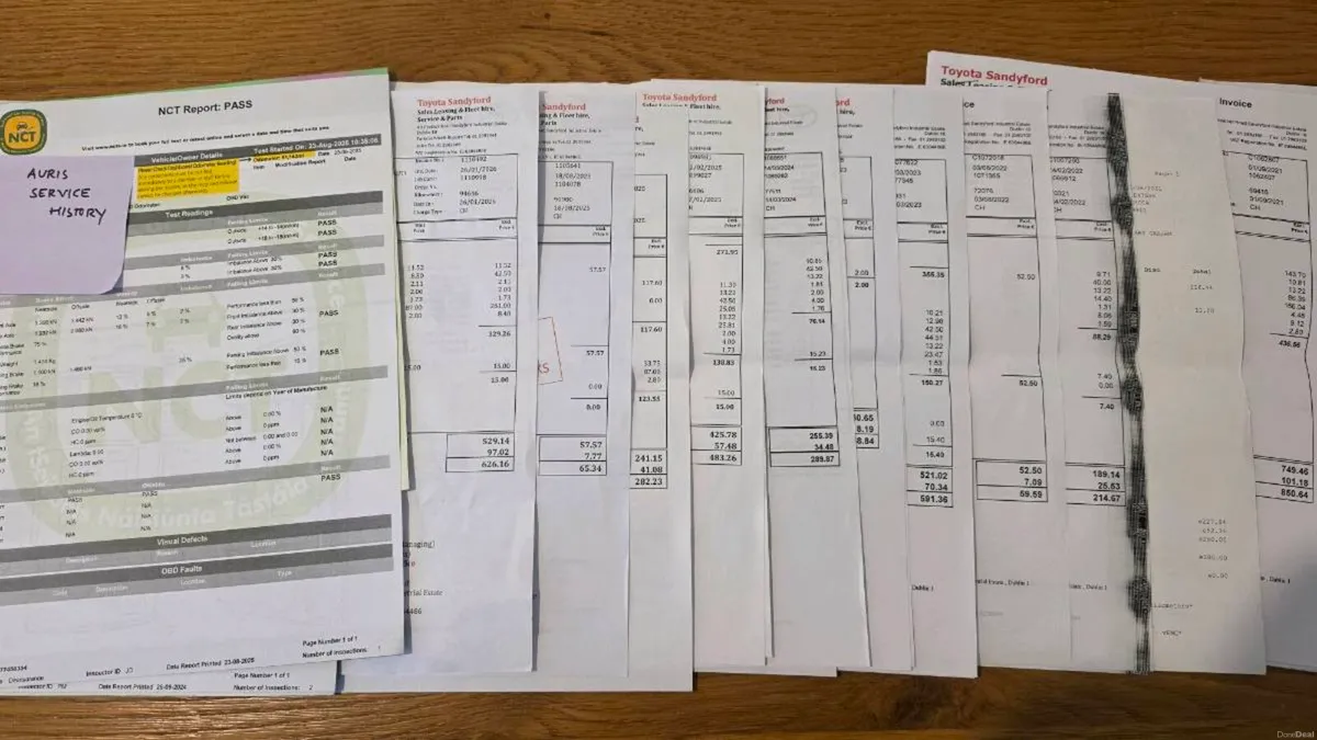 Toyota Auris Hybrid / LowMileage/ NCT & Tax - Image 2