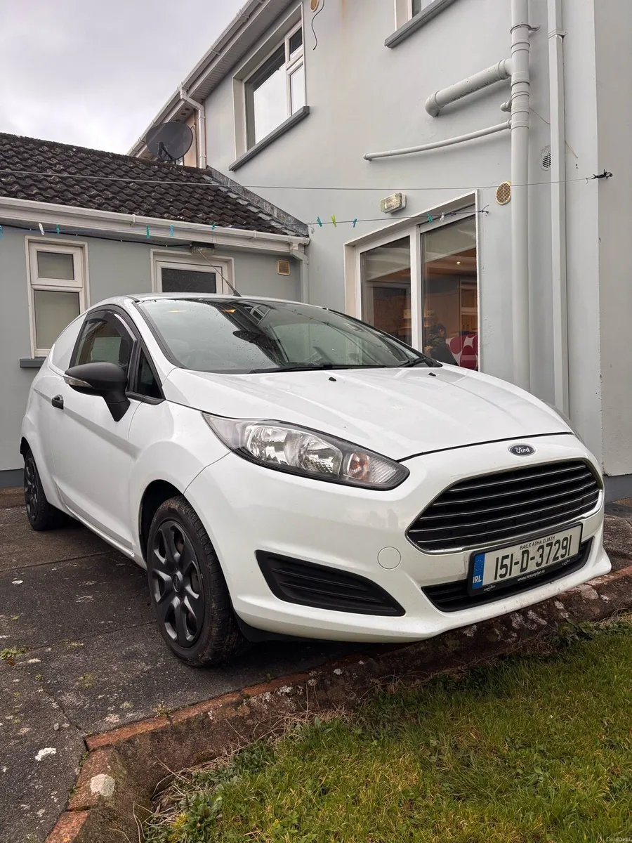 Ford Fiesta - Image 1