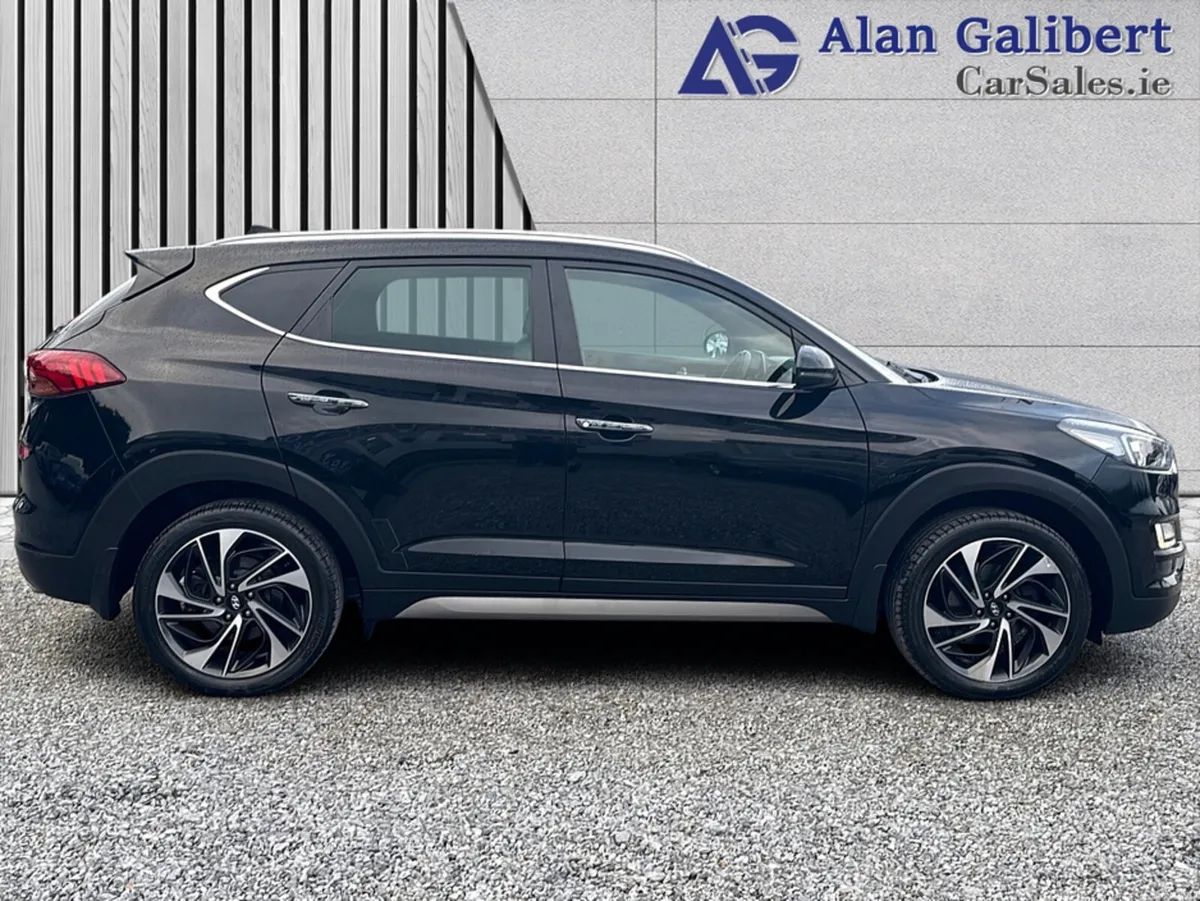 Hyundai Tucson 1.6 Diesel EXECUTIVE PLUS - Image 3