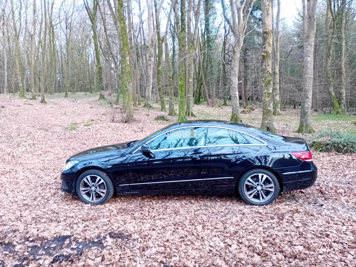 16 MERCEDES E350D V6 COUPE AUTO 1 OWNER - Image 4