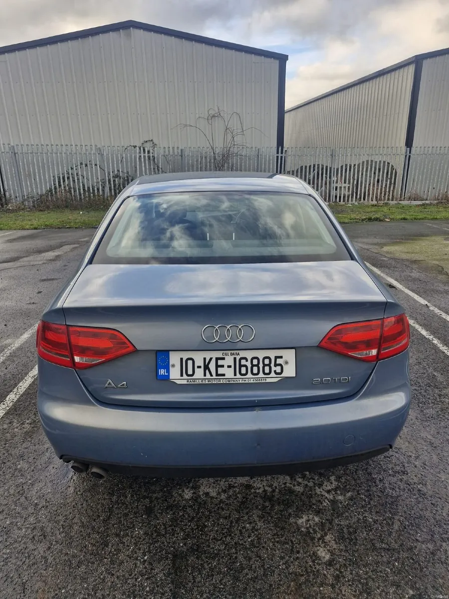 Audi A4 2010 manual - Image 3