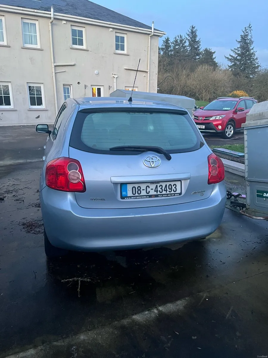 Toyota Auris - Image 1