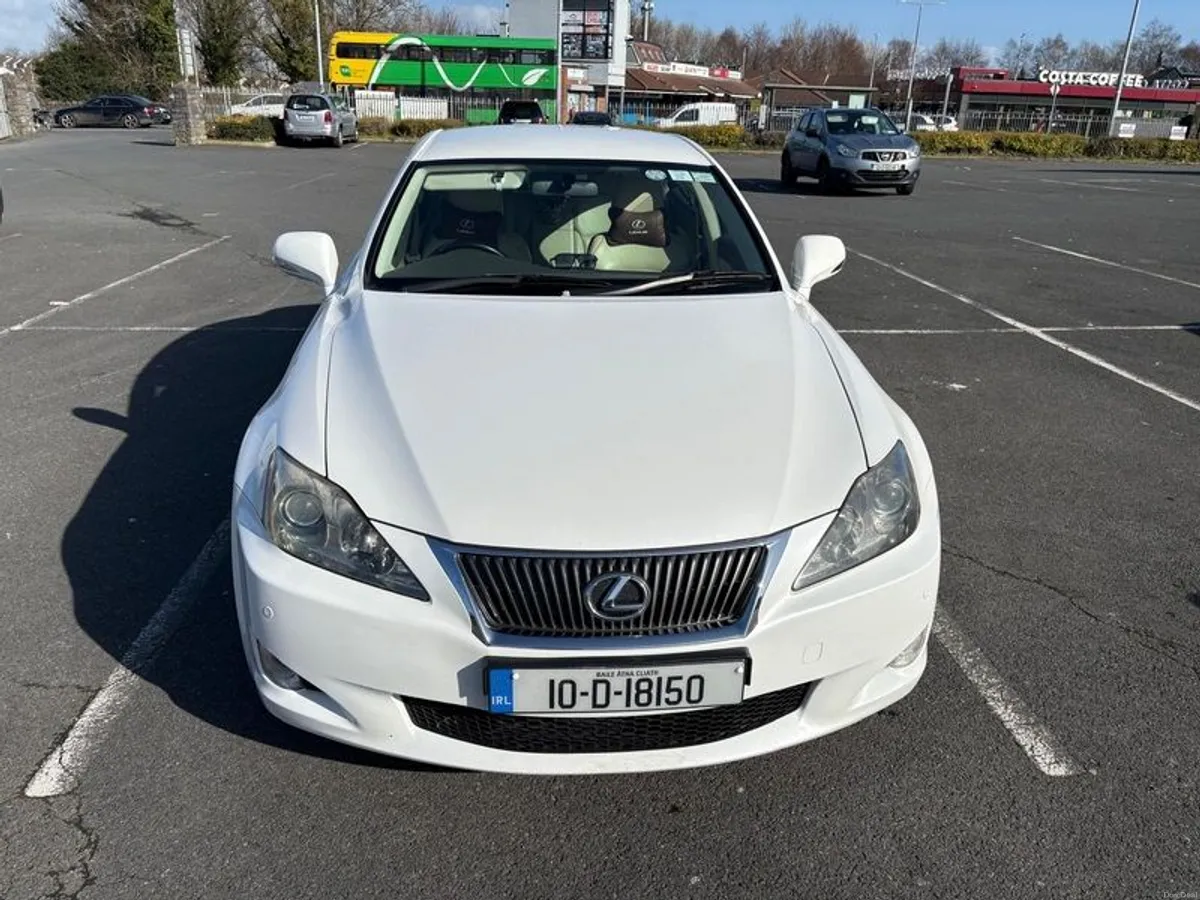 2010 Lexus Is - Image 2