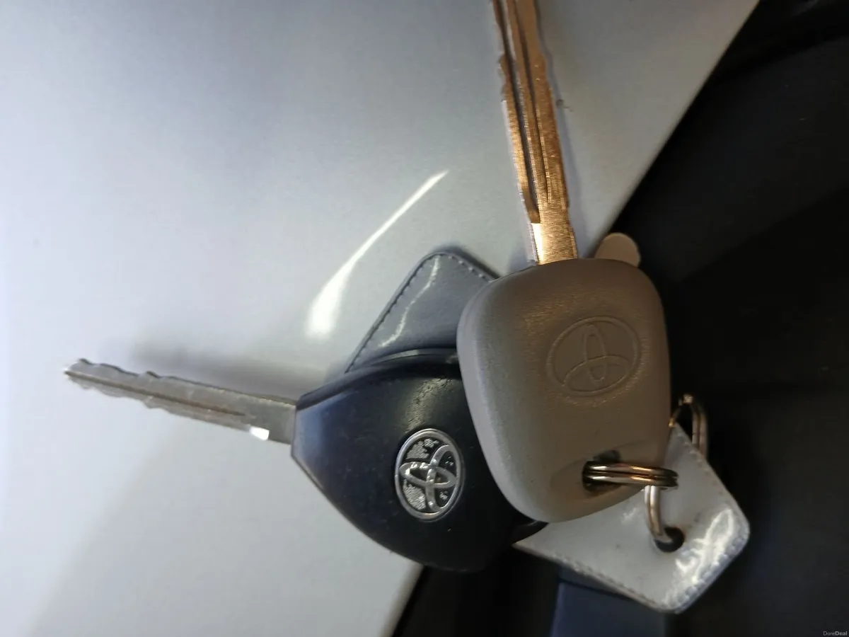 Toyota Verso 2011 - Image 4