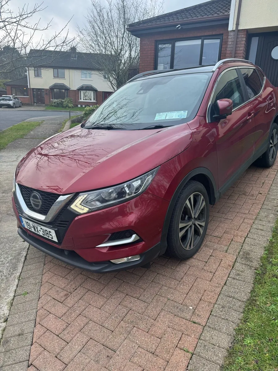 Nissan Qashqai Top Spec Panoramic sunroof 360 cam - Image 1