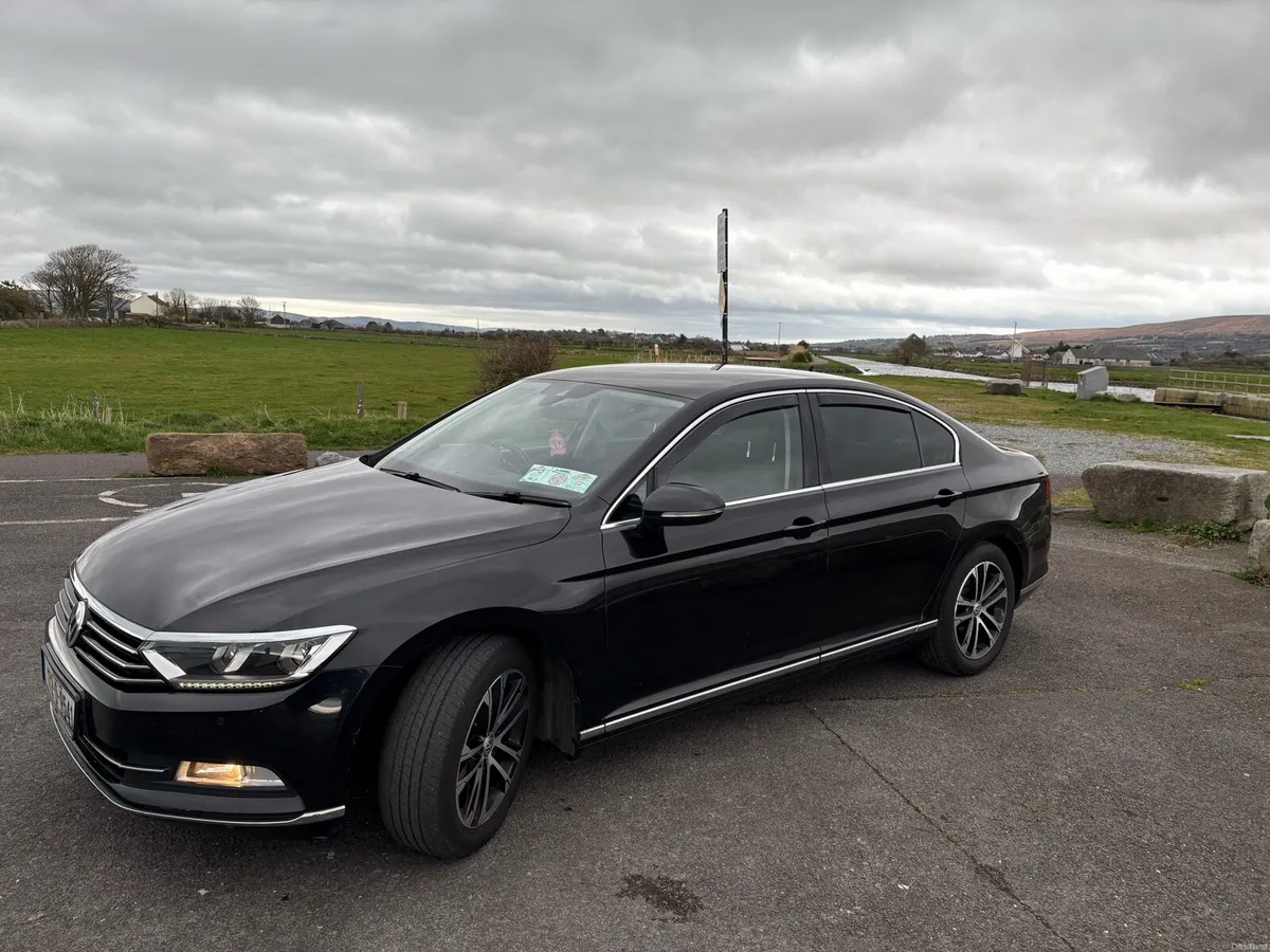 2017 high spec vw Passat - Image 3