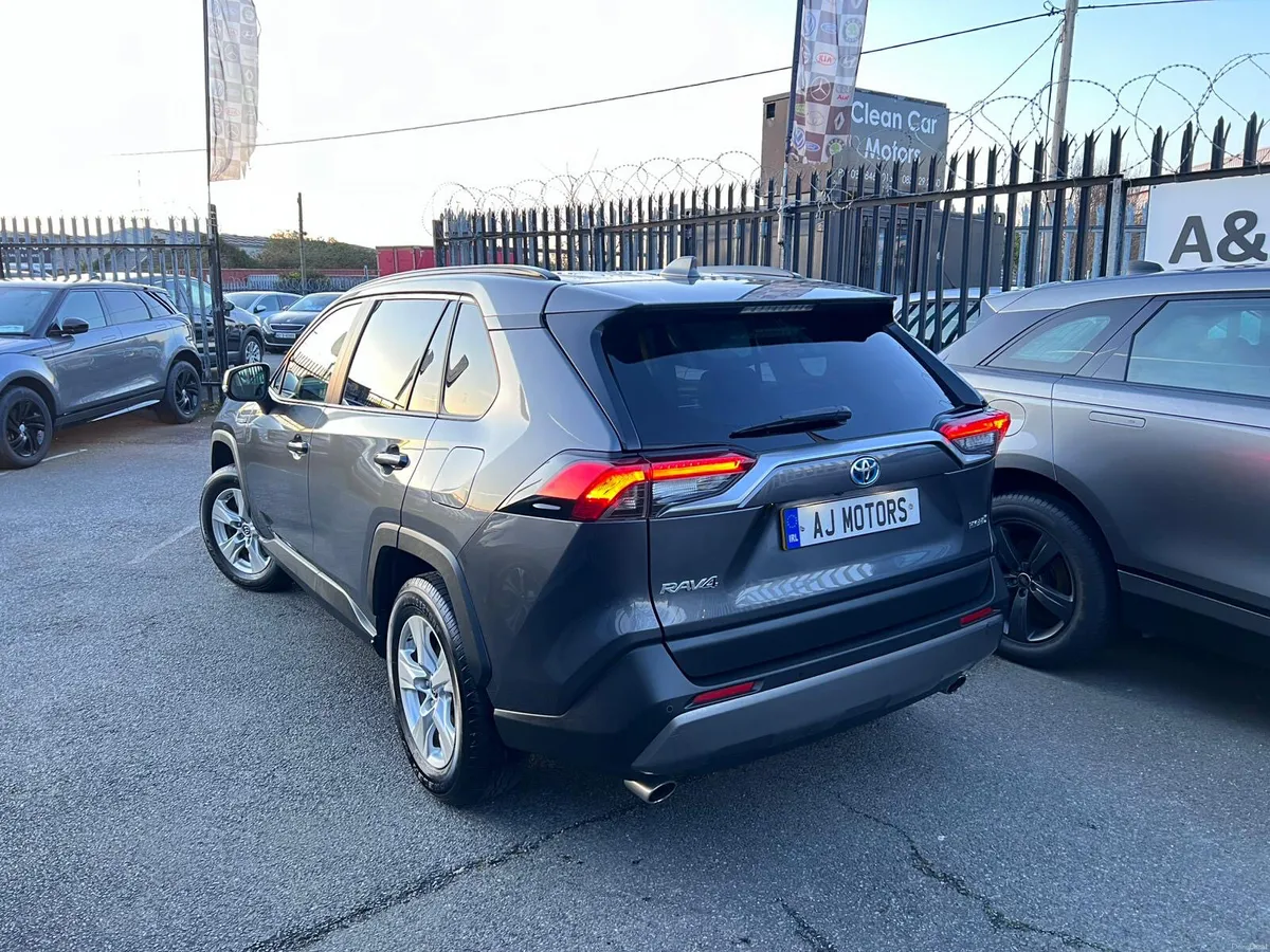 2020 TOYOTA RAV4 HYBRID - Image 4