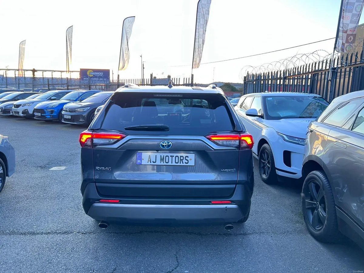2020 TOYOTA RAV4 HYBRID - Image 6