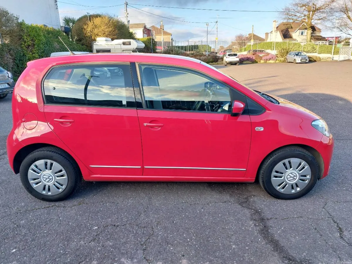 VW up! 2014 - Image 2