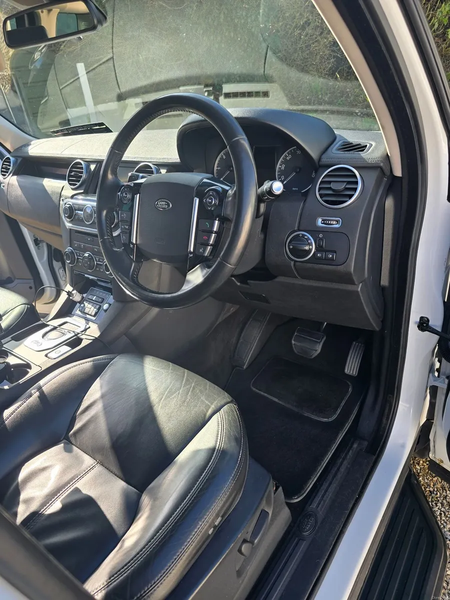 Land Rover Discovery 2015 - Image 5