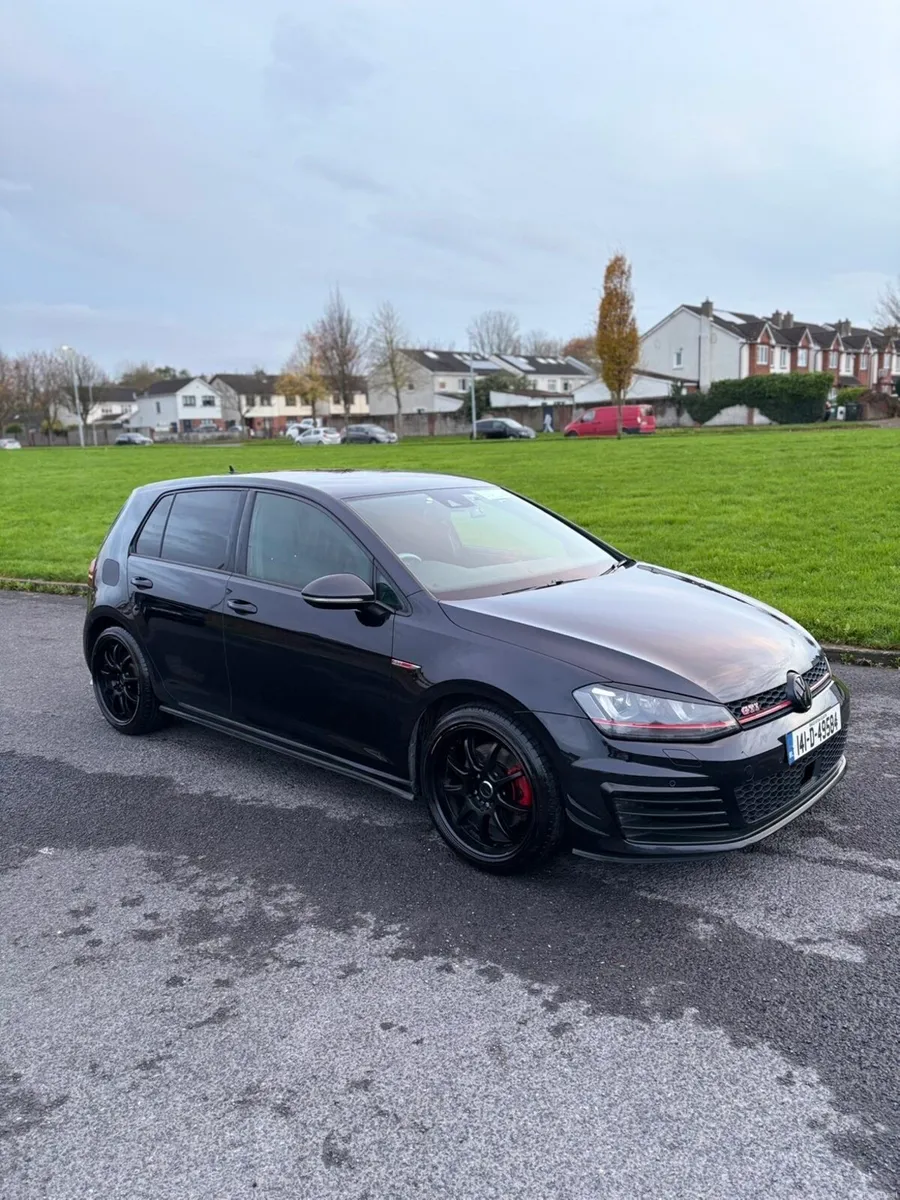 141 VW Golf GTI 2.0 TSI DSG AUTO - Image 1