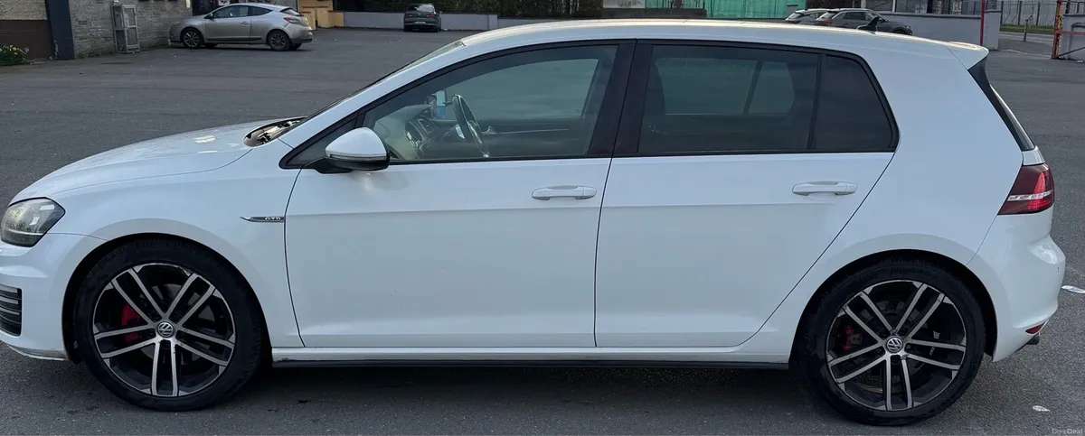 152 Volkswagen Golf GTD - Image 3