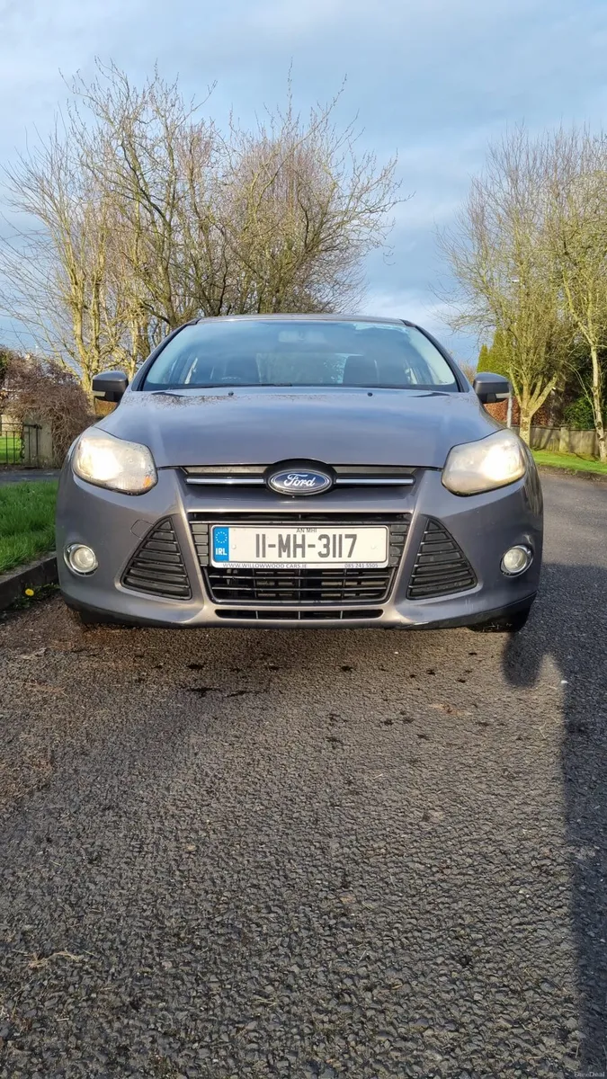 Ford Focus 2011 - Image 2