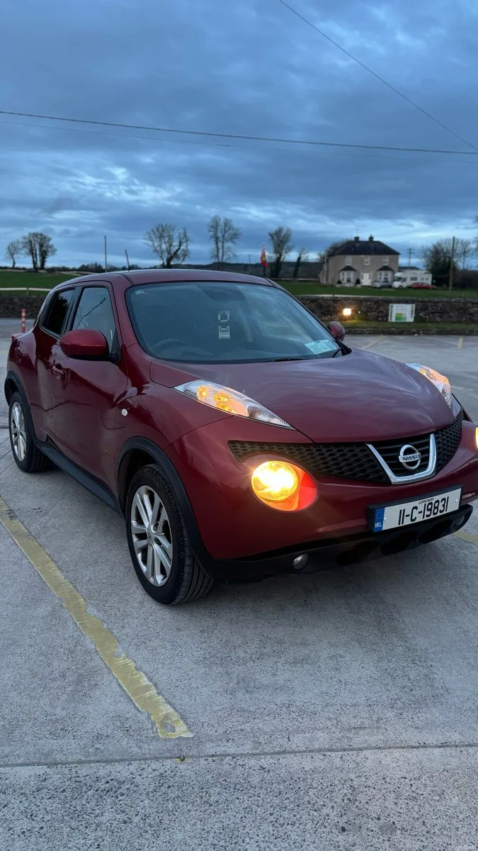 Red Nissan Juke - Image 1