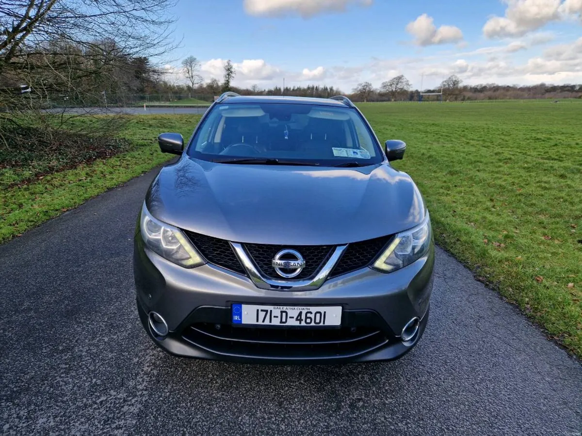 Nissan Qashqai Top Spec - Image 2