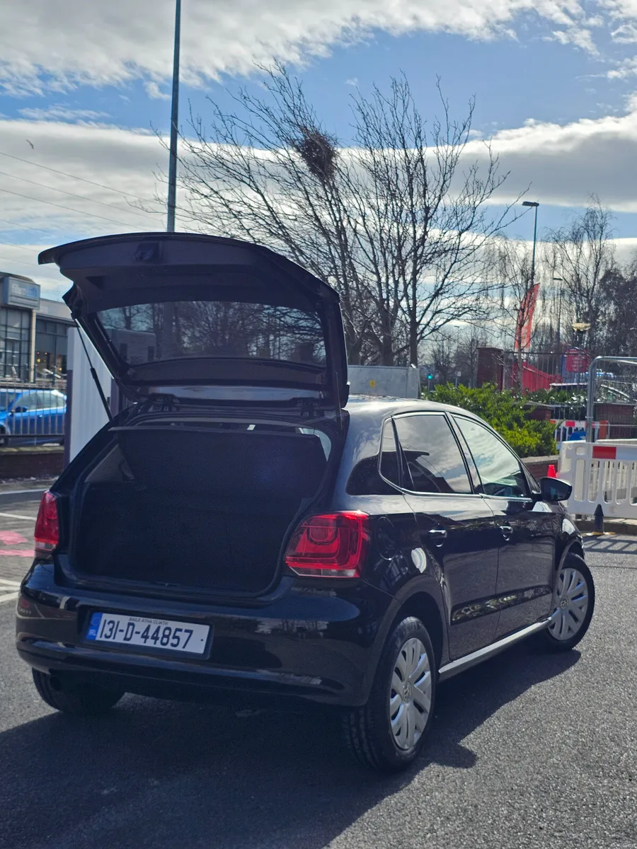 Volkswagen Polo 2013 Automatic - Image 4