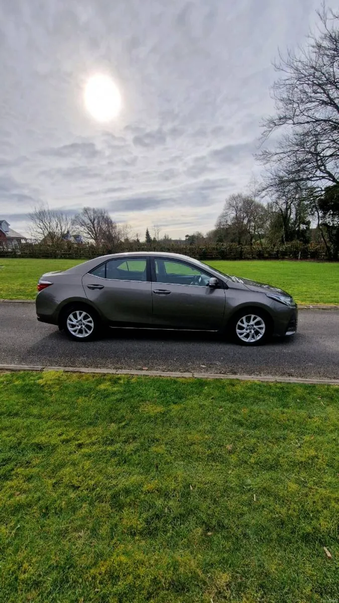 Toyota corolla 1.4 d4d Luna - Image 3