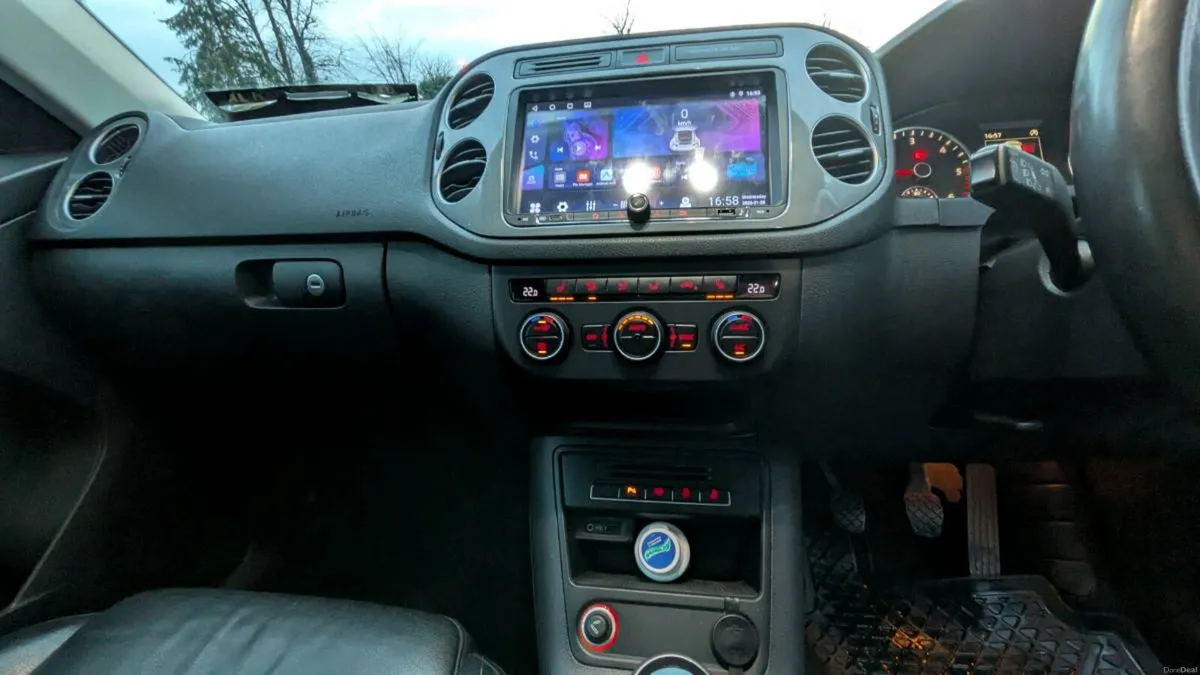 VW Tiguan - Image 6