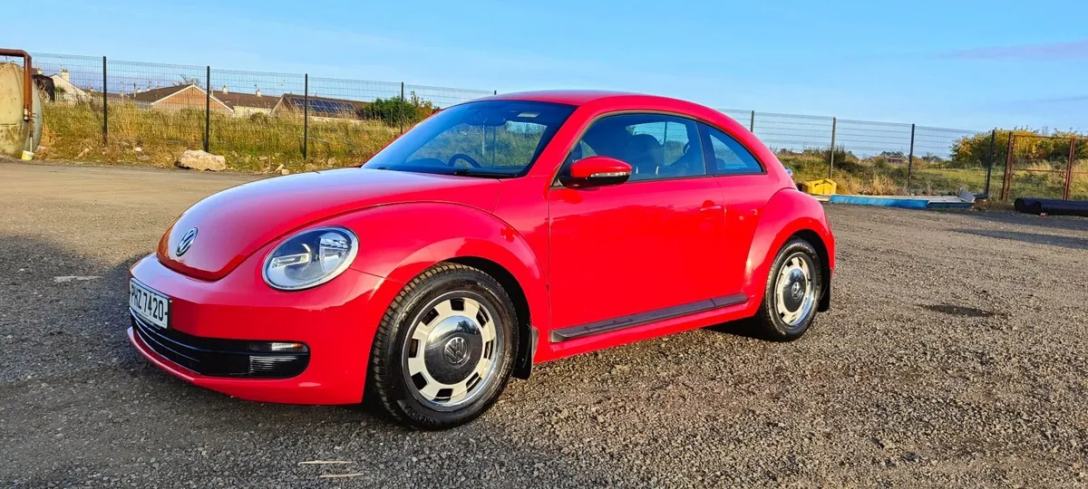 Volkswagen Beetle 2013 - Image 1