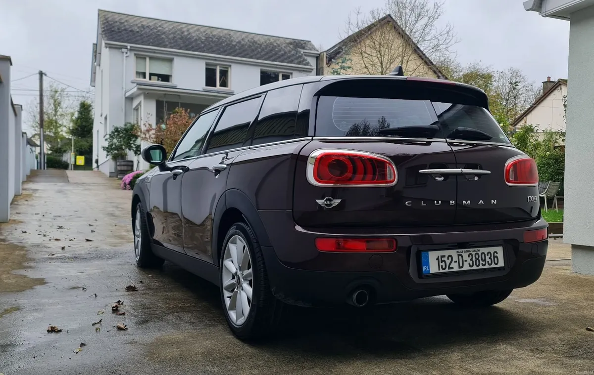2015 MINI Clubman Cooper | Low KM | Stunning Color - Image 2