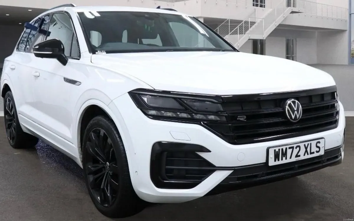 3.0 TDI V6 Black Edition SUV 5dr Diesel Tiptronic - Image 1