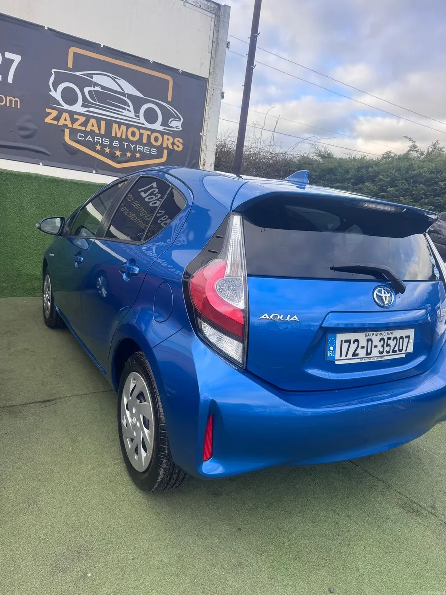 Toyota Aqua 2017 - Image 2