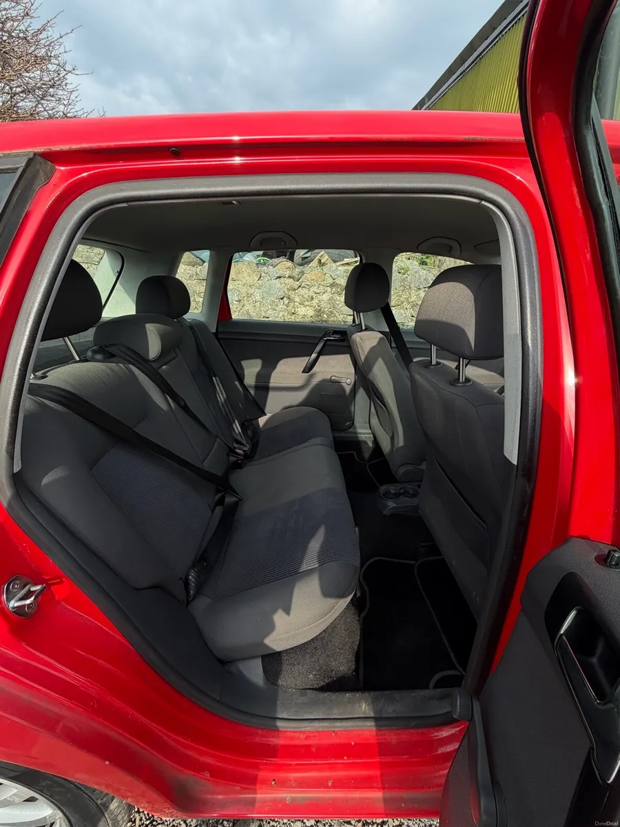 2007 Volkswagen Polo Red - Image 4