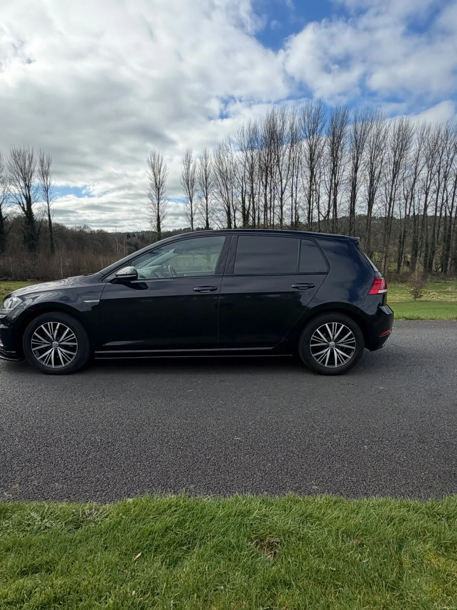 2018 VOLKSWAGEN GOLF SE NAV - Image 4