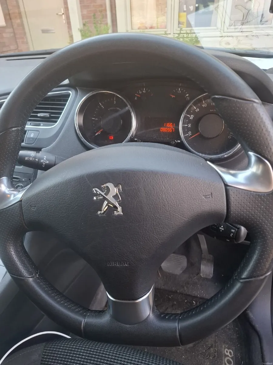 Peugeot 5008 2016 - Image 3