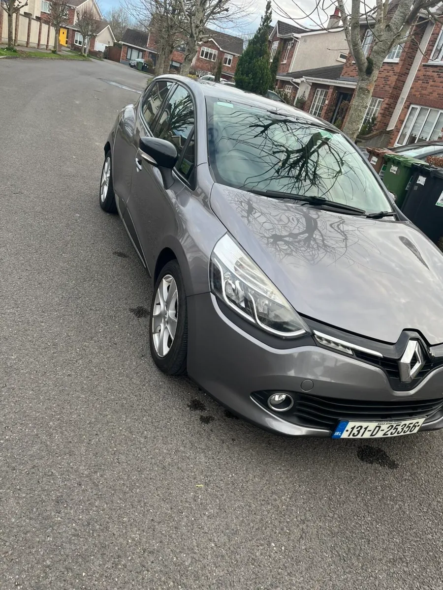 Renault Clio - Image 2