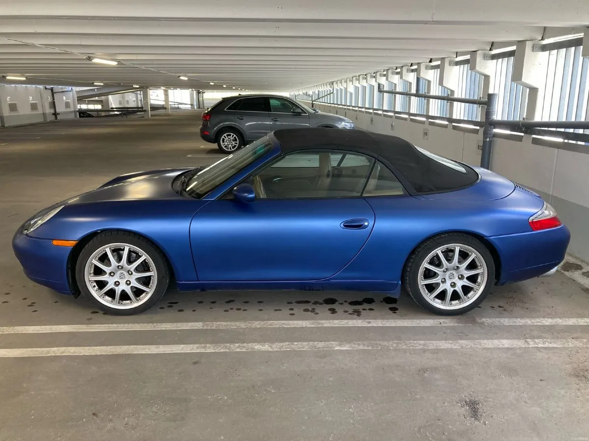 Porsche 911 (996) carerra cabriolet - Image 5