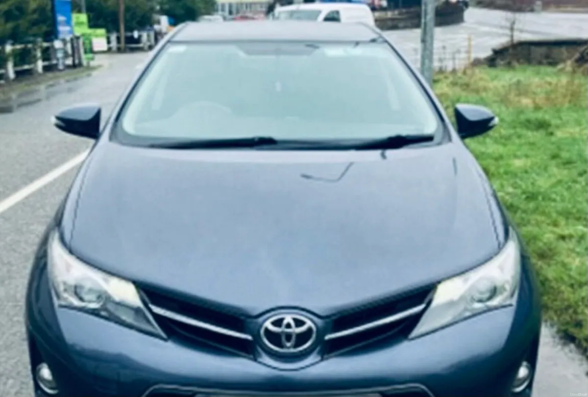 Toyota Auris - Image 1