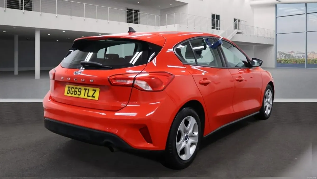 Ford Focus STYLE 2019 FINANCE AVAILABLE - Image 4