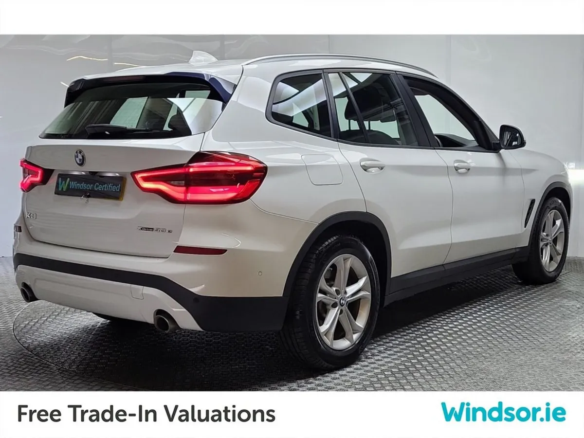BMW X3 XDRIVE30E SE - Image 3