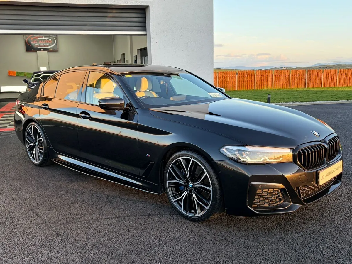 BMW 5-Series 2021 - Image 4