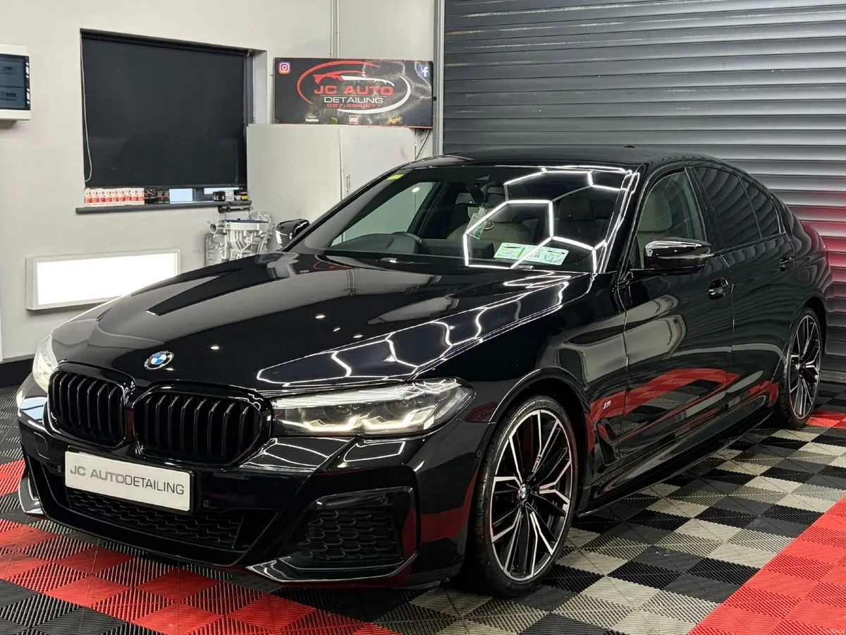 BMW 5-Series 2021 - Image 1