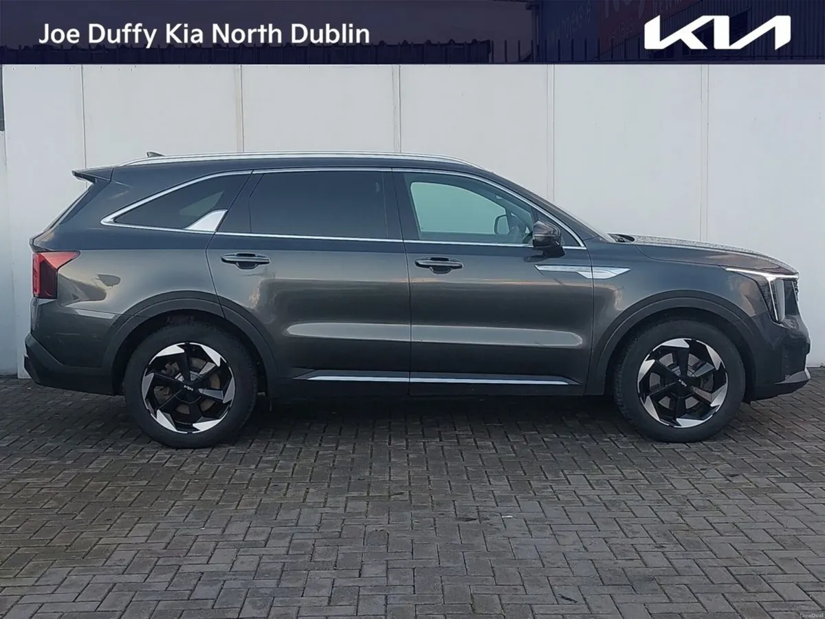 Kia Sorento 2.2 Sorento Diesel 7 SEATER - Image 5