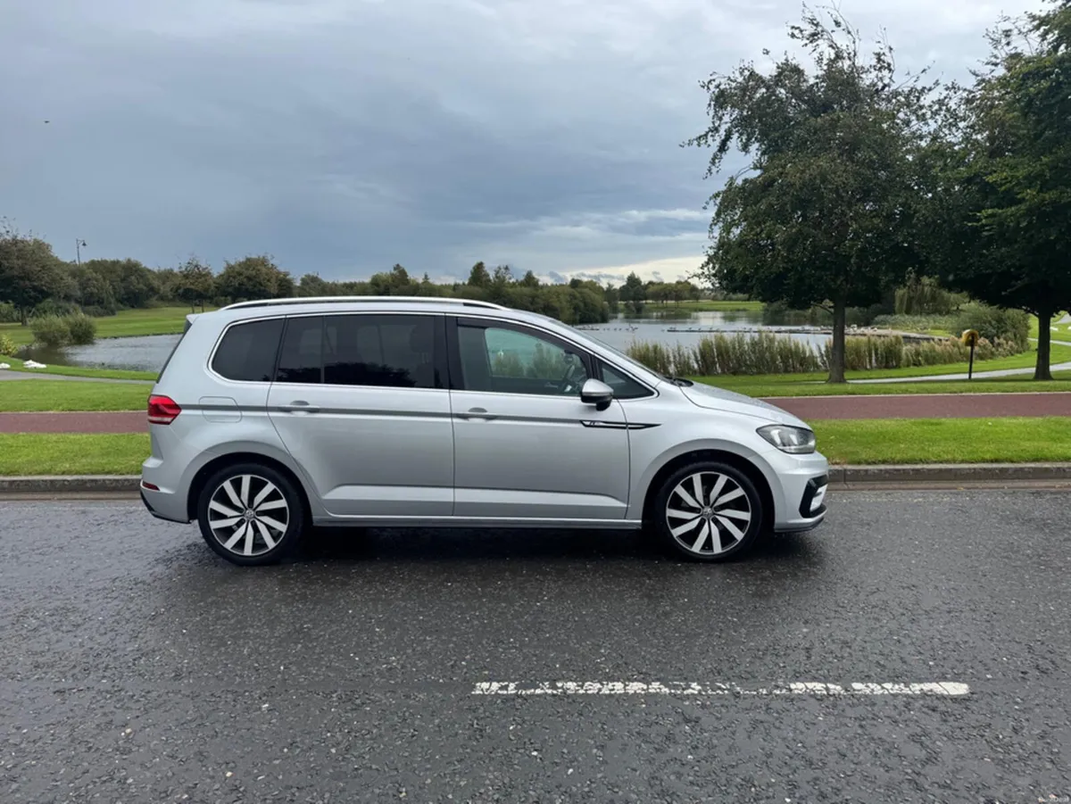 Volkswagen Touran TDI R-LINE BLUEMOTION 150PS 5DR - Image 3